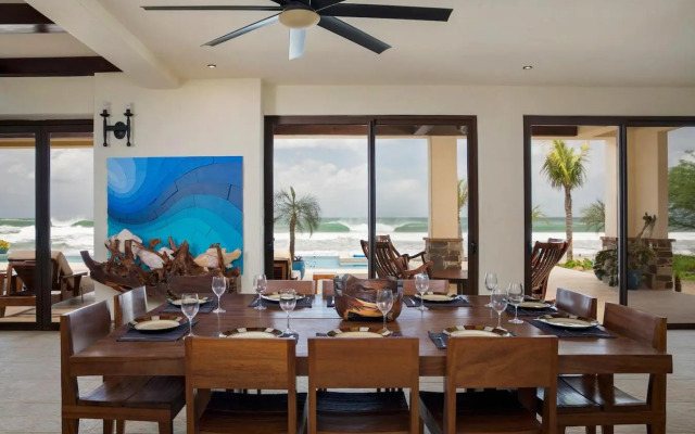 Fort Walker (Beachfront House+Studio)