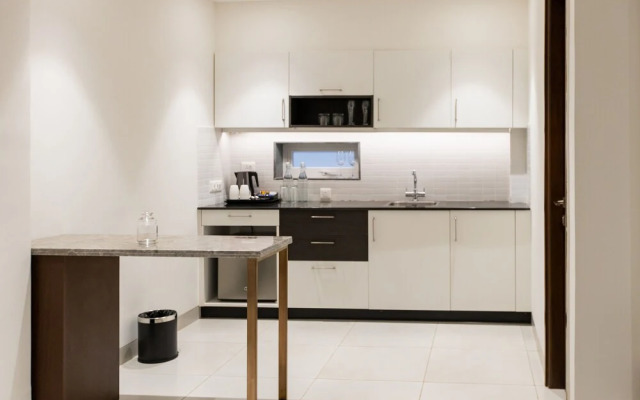 Artistry Suites