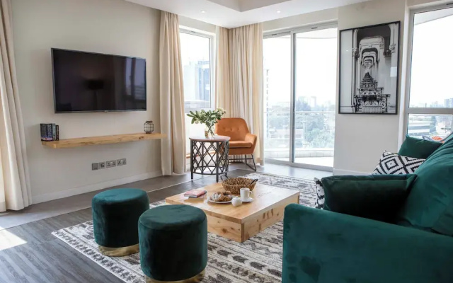 Capital Emerald Line 1 bed  by YourHost