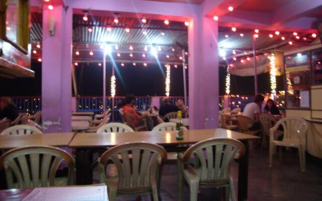 Shanti guest house