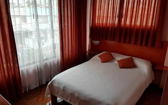 Water Palace Hostal