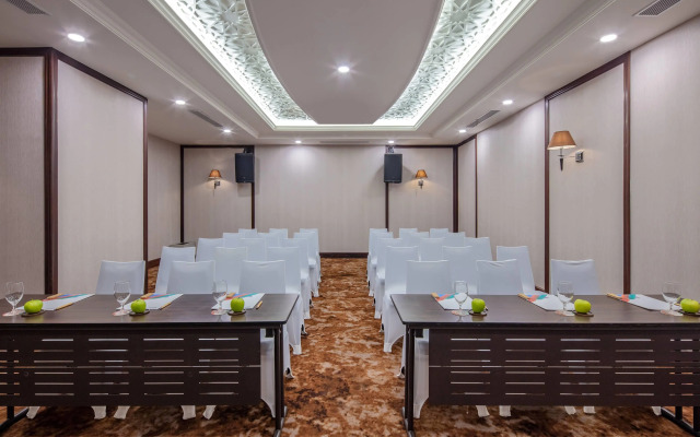 Melia Vinpearl Danang Riverfront