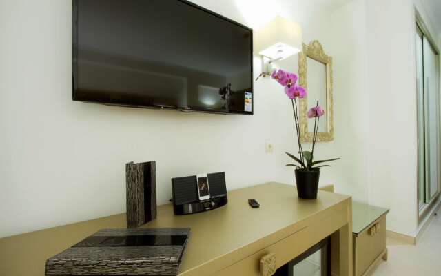 Moon Dreams Torremolinos Hotel (Adults Only)