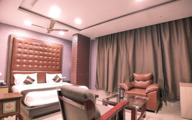 Hotel Vishnu Empire