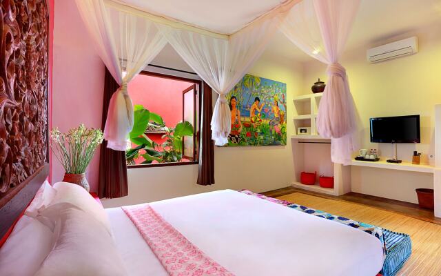PinkCoco Uluwatu - Constant Surprises & for Cool Adults Only