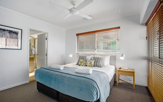 Rolling Surf Resort