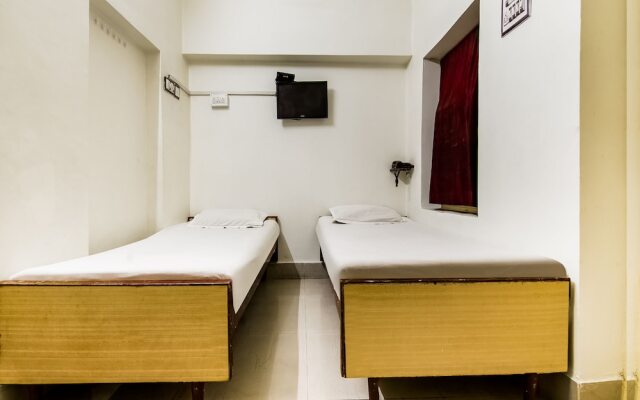 SPOT ON 8003 Hotel New Akash