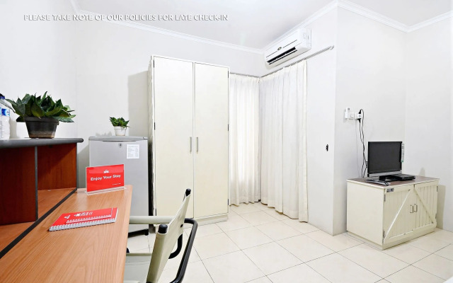 ZEN Rooms Mampang Prapatan Syariah