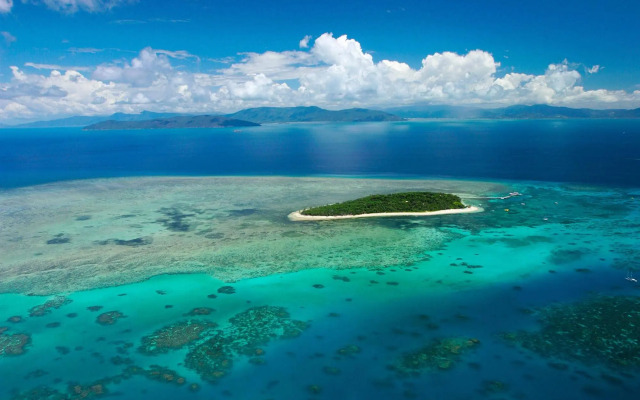 Green Island Resort