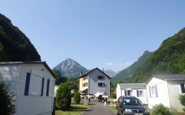 Property With 2 Bedrooms In Cauterets, With Wonderful Mountain View, Furnished Garden And Wifi 3 Km From The Slopes