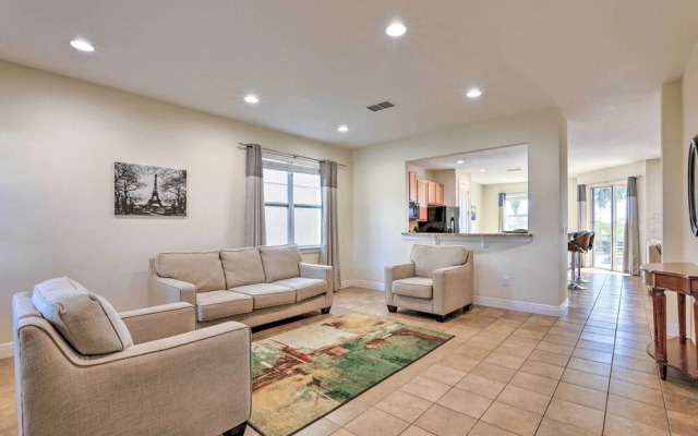 Spacious Kissimmee Vacation Home w/ Private Pool!