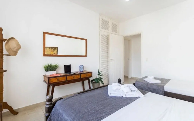 Casa a 50m da Praia com Churrasqueira