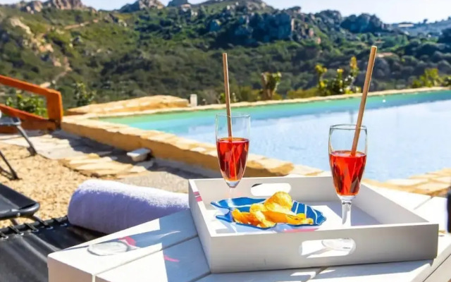 Villa Esmeralda - Free Wifi - With Swimming Pool
