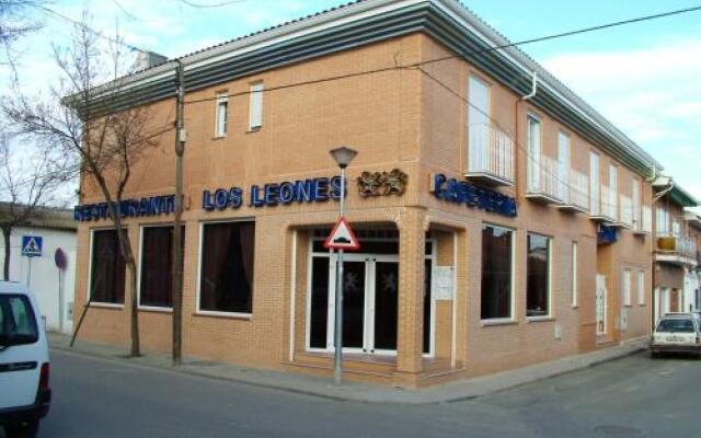 Hotel Los Leones