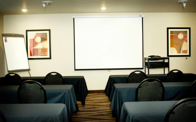 Cobblestone Inn & Suites – Soda Springs