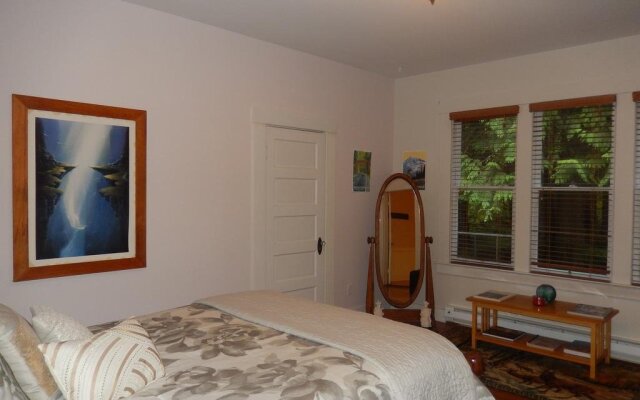 Mountain Meadows Inn