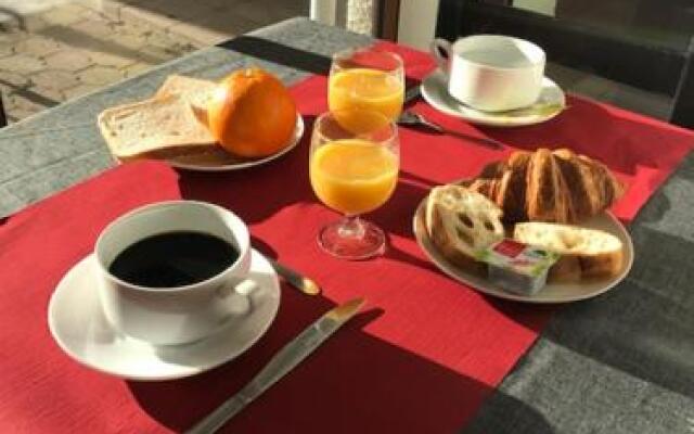 Auberge De La Vallee Dossau