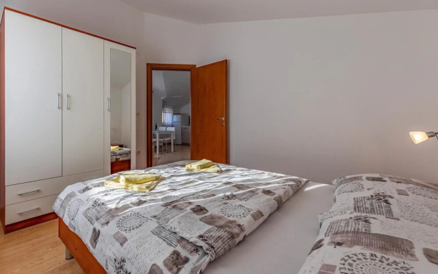 Amazing Apartment in Medulin With 1 Bedrooms and Wifi