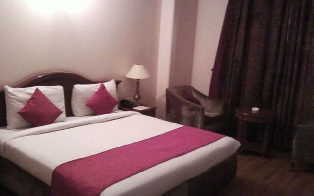 Oyo 3865 Hotel Corporate Park