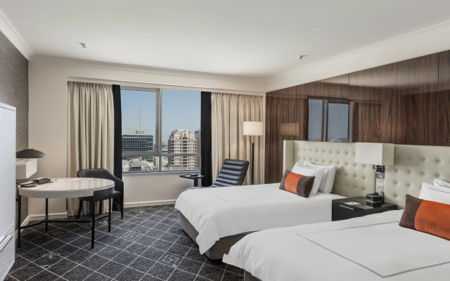Swissotel Sydney – Guest Rooms – Sydney