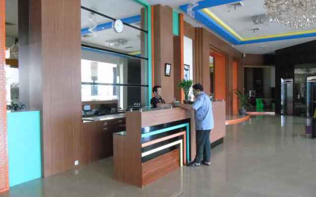 V Hotel Jambi