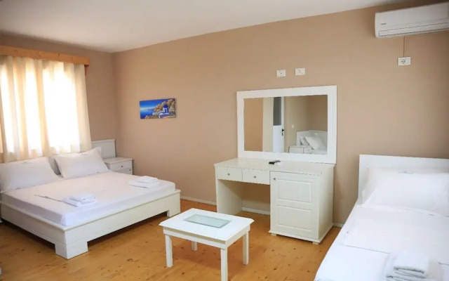 Drymades Resort