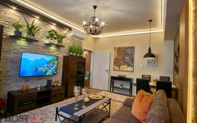 R7 Design Apartment - hostAID