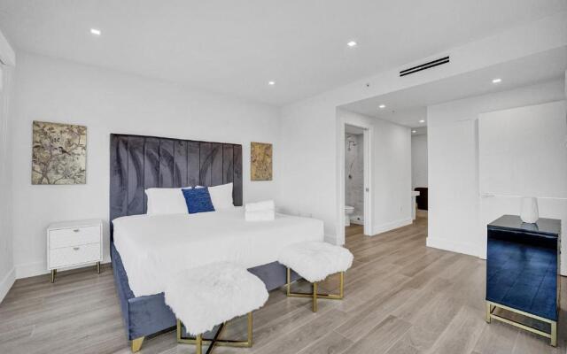 Up East Townhomes by Nomada Residences
