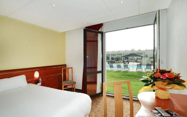Brit Hotel Nantes Vigneux - L'Atlantel