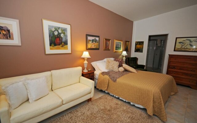 Barrington Village Retreat
