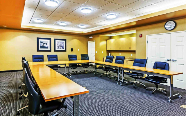 Towneplace Suites by Marriott Broken Arrow