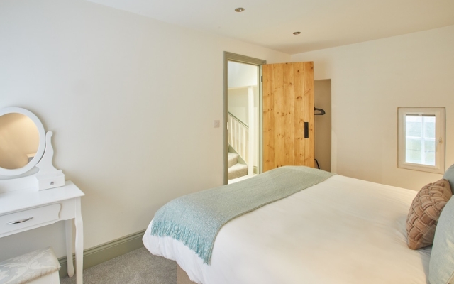 Threadneedle Cottage