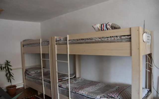 Happy Hostel