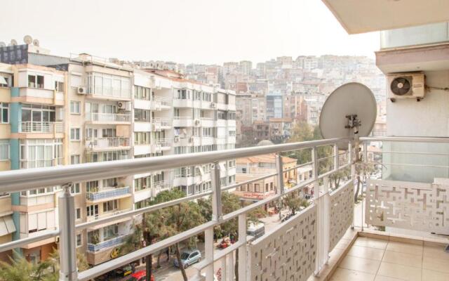 Spacious House in Konak With Balcony