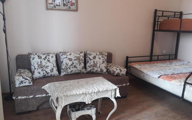 Luxuri Apartment