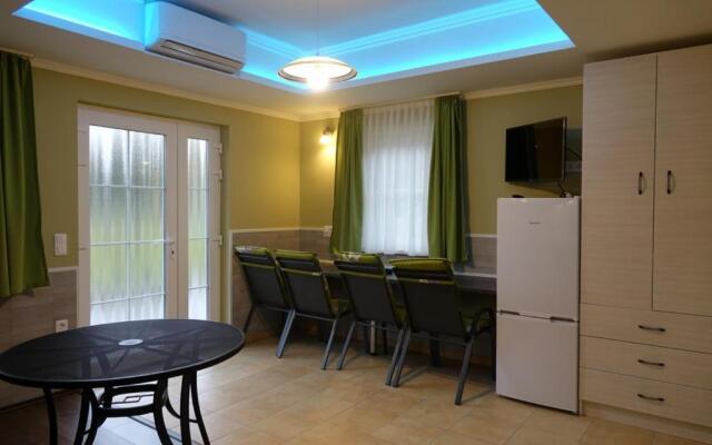 Mesteri Apartman 1A B