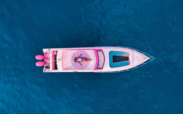 PinkCoco Gili Trawangan - Constant Surprises- for Cool Adults Only