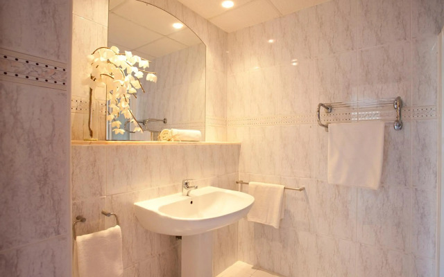 Apartamentos Sol Romántica by DOT Suites