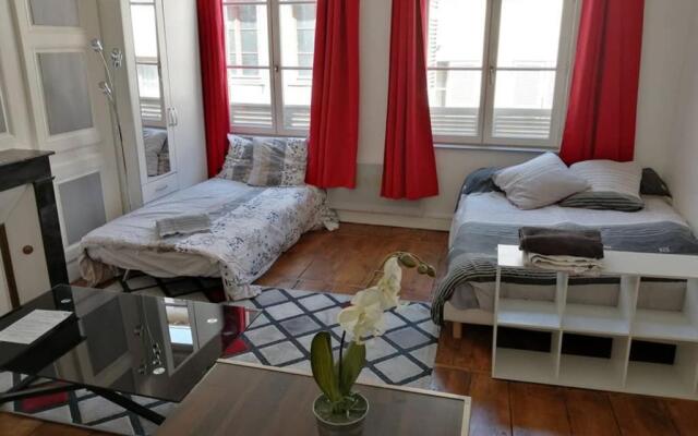 STUDIO 21 cosy dans le centre de LIMOGES