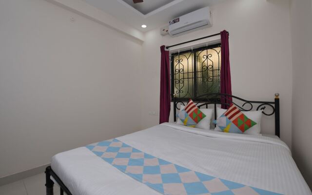 OYO 19828 Home Modern 2BHK Near Club Cubana