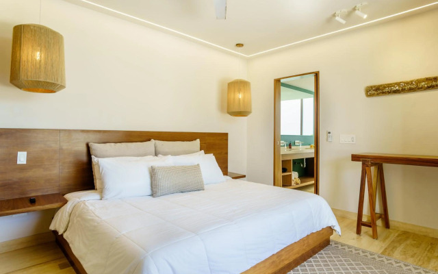 403 Stunning rooftop apartment for couples w/private pool