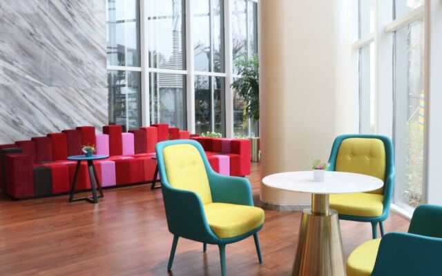 Shanghai Haichang Ocean Park Theme Resort Hotel
