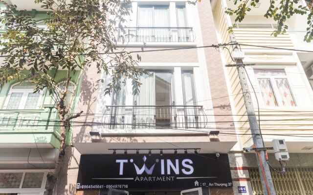 Twins Apartment