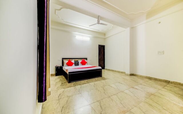 Oyo 30398 Hotel Royal Residency