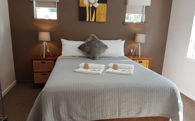 Adamsons Riverside Accommodation