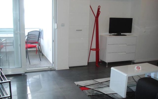 Neven - Economic Apartment Close to sea - A5 II kat