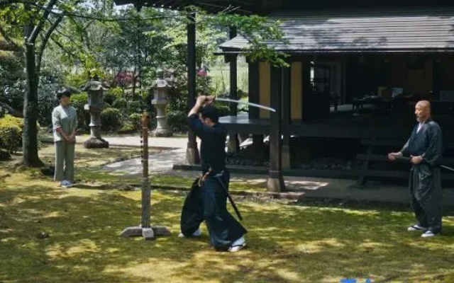Meihodo Bunshinkan
