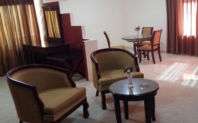 Palm Hotel Suites