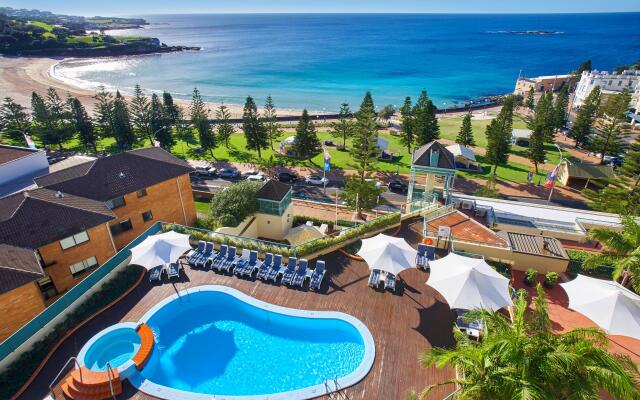 Crowne Plaza Sydney Coogee Beach by IHG