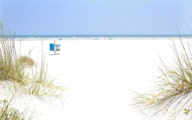 Windjammer 402 - Two Bedroom Condo